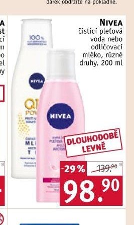 Nivea čistící pleťová voda nebo odličovací mléko