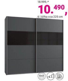 Šatní skříň, šířka cca 225 cm