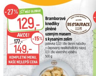 Bramborové knedlíky plněné uzeným masem s kysaným zelím