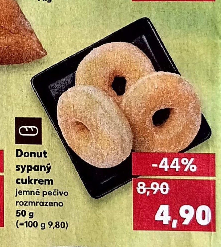 Donut sypaný cukrem