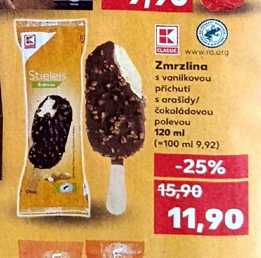 Zmrzlina s vanilkovou příchutí s arašídy
