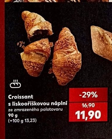 Croissant s lískooříškovou náplní